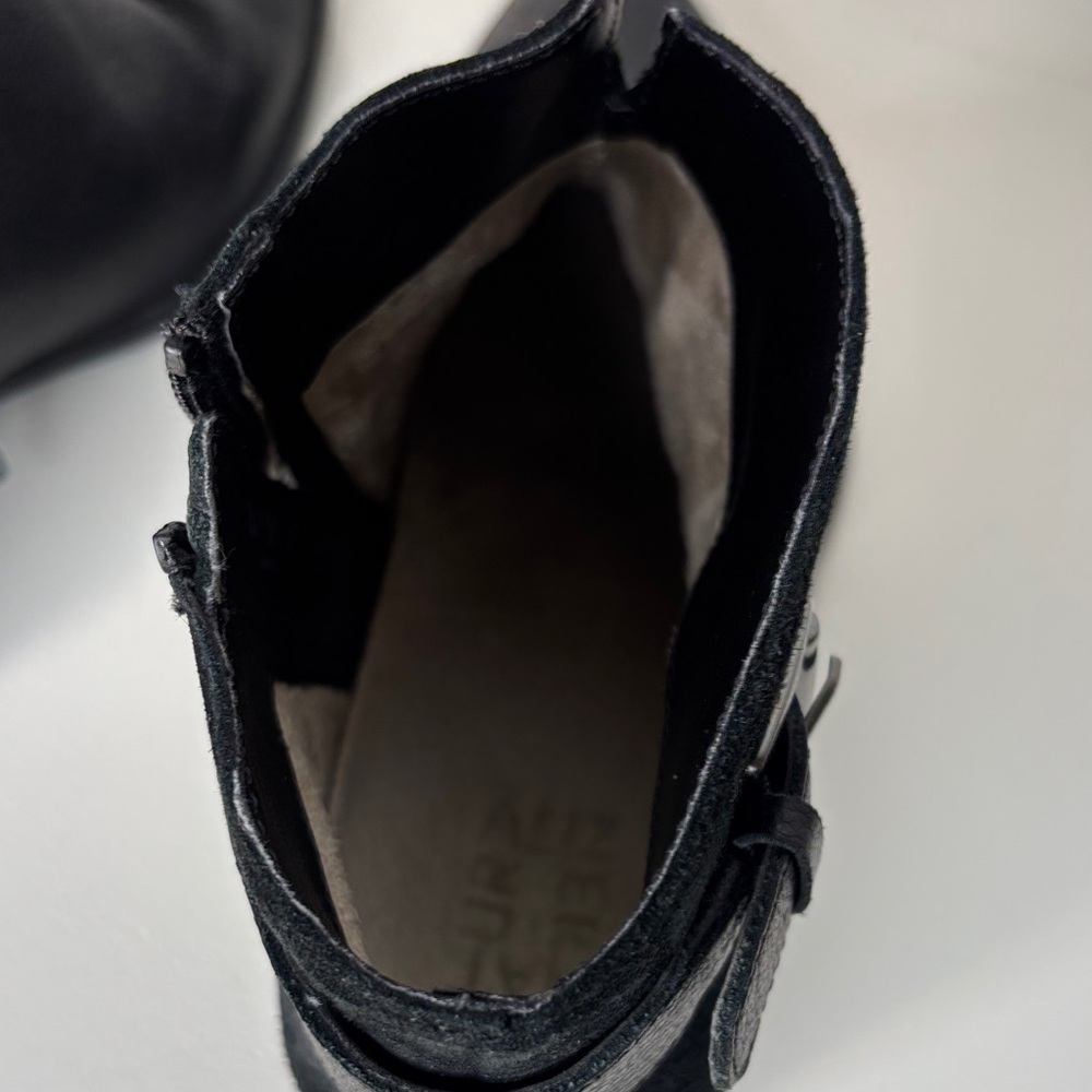 Naturalizer Wanya Black Leather Ankle Boots Size 8.5 W - Picture 12 of 14